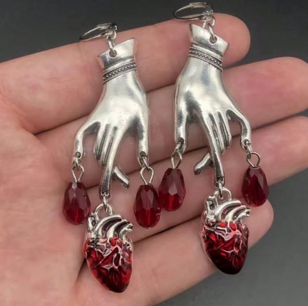 (E61) Ladies / teenagers Goth punk earrings - Image 2