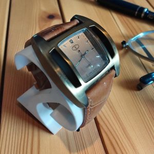 (MW106) Tiempo Spanish designer boxed