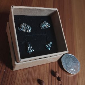 (B-E-27) 2 pairs boxed micro earrings/studs