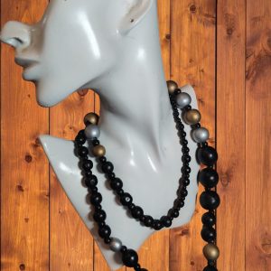 (BN16) Zest brand new long beaded necklace