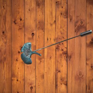 (LP21) Silver leaf design lapel pin