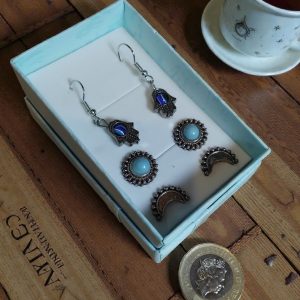 (B-E-46) 3 x pairs of unisex ear studs boxed