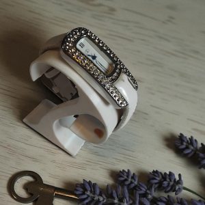 (BW-58) Ladies or teenager Rhinestone wrapped face watch