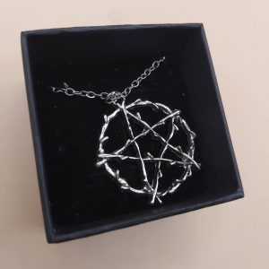 (N49) Spikey pentagram necklace